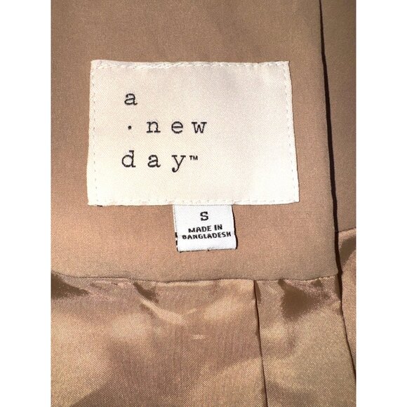 A New Day Womens S Beige Lined Trench Coat S Double-Breasted City Classic Money - Picture 9 of 13
